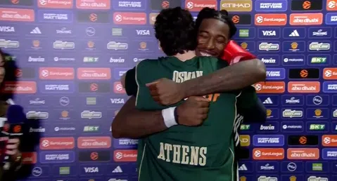 Η αγκαλιά Οσμάν - Λεσόρ στο flash interview (vid)