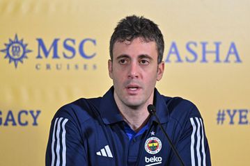 Ο GM της Φενέρ στο Sportal: Οι συζητήσεις με Χέιζ-Ντέιβις, οι σχέσεις με Αταμάν και οι όροι για EuroLeague-NBA Europe