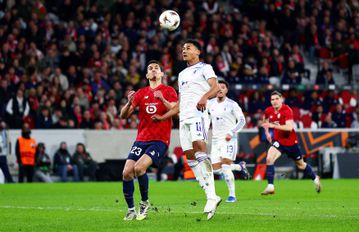 Η Άστον Βίλα «άλωσε» τη Γαλλία, ισοπαλία στο ιταλικό ντέρμπι με ελληνικό «χρώμα»