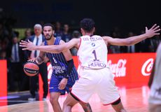 ΜΠΑΓΕΡΝ - ΕΦΕΣ