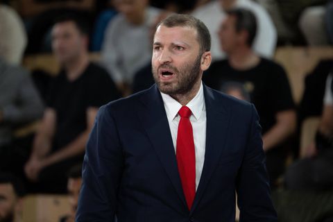 Αλλαγή σκυτάλης στον πάγκο της Μονακό ενόψει Ολυμπιακού