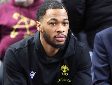 ΑΕΚ: Μέσα ο Τάκερ, εκτός ο Μπράις με ΠΑΟΚ