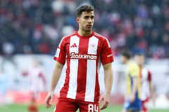 Sky Sports: «Στην Μπράιτον ο Κωστούλας για 47 εκατ. ευρώ»