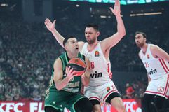 Ακόμη πιο κοντά Ολυμπιακός και Παναθηναϊκός στα playoffs της Euroleague – Τι ισχύει