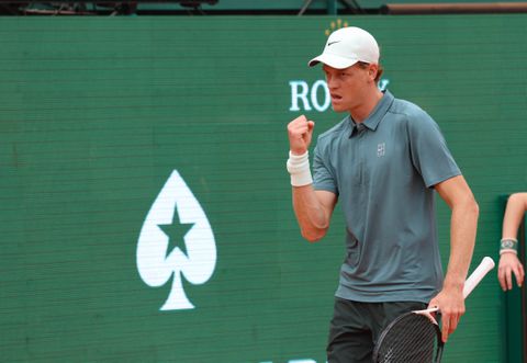 Ο Σίνερ «εκθρόνισε» τον Αλκαράθ στο Μόντε Κάρλο και επέστρεψε στην κορυφή του κόσμου