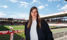 Ιστορική στιγμή στη Bundesliga: Γυναίκα προπονητής θα καθίσει στον πάγκο της Ουνιόν Βερολίνου