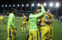 Συνεχίζει του χρόνου στην Cosmote TV ο Παναιτωλικός - Άλλαξε και εταιρεία ένδυσης