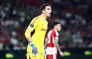 Υπέγραψε και τα είπε με Μαρινάκη ο Τζολάκης