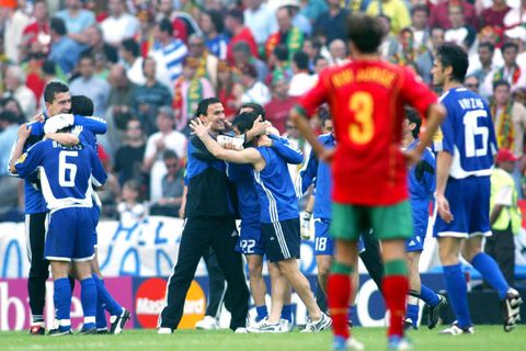 Σαν σήμερα η πρεμιέρα της Εθνικής στο Euro 2004, που άνοιξε τον δρόμο για το απόλυτο έπος! (vid)