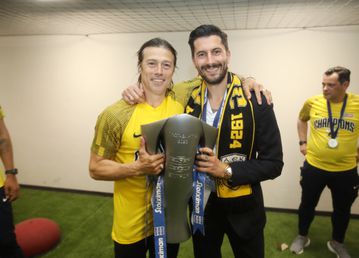 Η ΑΕΚ δίνει δύσκολες μάχες για στόπερ και είναι υποχρεωμένη να παίζει σε πολλά ταμπλό