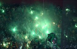 Πεδίο μάχης στη Μάλτα και καταγγελία οπαδού της Μακάμπι Χάιφα - «Έβγαλαν τα κορδόνια οι αστυνομικοί για να μην αυτοκτονήσω»