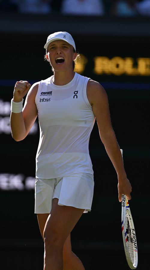 Θρίαμβος της Σβιόντεκ στο Wimbledon χωρίς να χάσει ούτε game από την Ανισίμοβα!