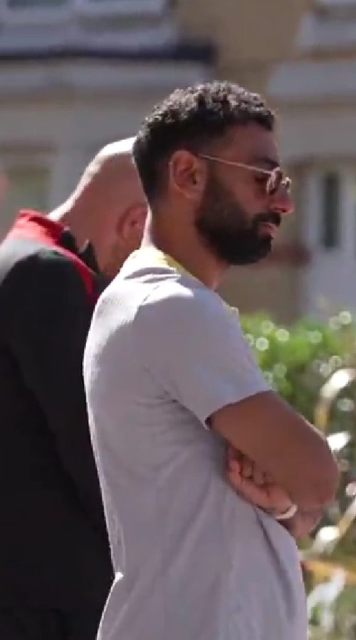Συντετριμμένος ο Σαλάχ άφησε λουλούδι έξω από το Άφνιλντ για τον Ζότα - Η αδερφική αγκαλιά των Φαν Ντάικ και Άλισον (vid)