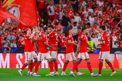 Άνετη πρόκριση για την Μπενφίκα, βασικός ο Παυλίδης!