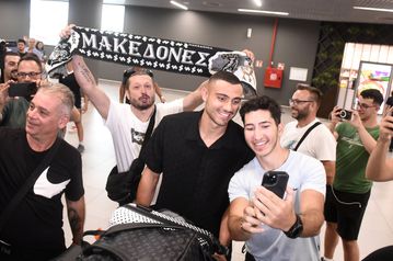 Στη Θεσσαλονίκη για τον ΠΑΟΚ ο Γιακουμάκης (pics+vid)