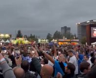 Χαμός έξω από τη Riga Arena από τους Έλληνες φιλάθλους (vid)