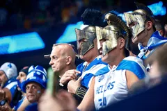 Ελλάδα - Τουρκία: Αναχώρησαν τα πρώτα τσάρτερ από Αθήνα και Θεσσαλονίκη για τη Ρίγα (vid)