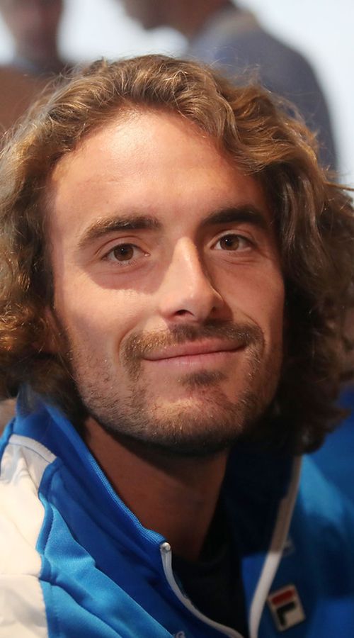 Η μητέρα του Τσιτσιπά για την κλήση: «Ο Στέφανος είναι διακοπές, μάλλον οδηγούσε άλλος»