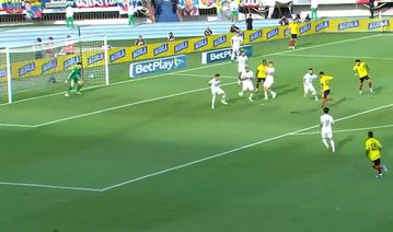 Γκολάρα στο ντέρμπι της Λατινικής Αμερικής με αντίπαλο την Ουρουγουάη πέτυχε ο Χάμες Ροντρίγκες (vid)