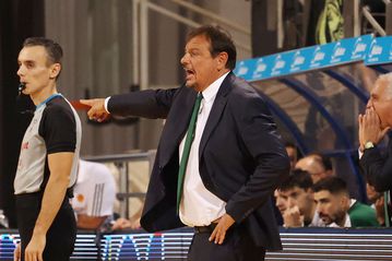 Αταμάν: «Οι παίκτες μου έδειξαν χαρακτήρα, συγχαρητήρια στον κόσμο του Άρη» (vid)