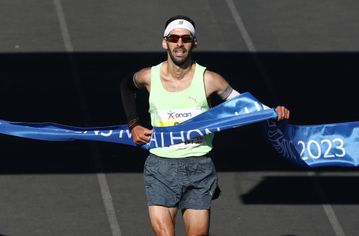 Καραΐσκος: «Κλείνει ένας μεγάλος κύκλος, αύριο αρχίζουν καινούρια ρεκόρ» (vids)