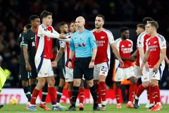 Αποκάλυψη τώρα: Ποιες ομάδες υποστηρίζουν οι διαιτητές της Premier League, ποιος μισεί τη Λίβερπουλ, ποιος απαγορεύεται να σφυρίξει τη Νότιγχαμ Φόρεστ!