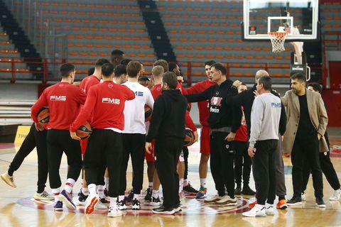 Ολυμπιακός: Προβλήματα με Ουόκαπ, ΜακΚίσικ και Μπλακ ενόψει Φενέρ