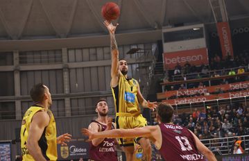 Ο Άρης «πάτησε» τη Λιετκαμπέλις σε αγώνα - θρίλερ