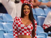 Ιβάνα Κνoλ: «Ο Βλάντιμιρ Κλίτσκο είναι ο ιδανικός άντρας...» (vid,pics)