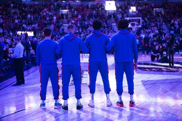 Η… απειλή του Lock Out αρχίζει και προβληματίζει τον «μαγικό πλανήτη»