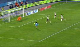 Ο Κβαρατσέλια διπλασίασε τα τέρματα για τη Νάπολι (vid)