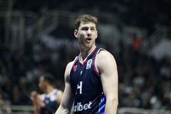 Ο Πανιώνιος έκανε μαγικό δεύτερο ημίχρονο αλλά ο Μπατλ του στέρησε την νίκη με buzzer beater