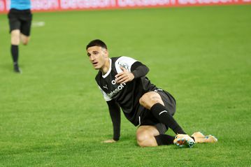 Σε άδεια ο Ράκονιατς για να πάει στο Ισραήλ