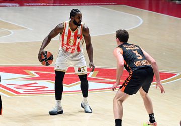 «Ήταν ντροπιαστικό, λείπει η επικοινωνία»: Αποκαλυπτικός Οτζελέγε για Ερυθρό Αστέρα