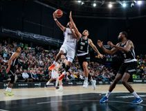 Απρόοπτο στο Μπιλμπάο–ΠΑΟΚ: Με δύο διαιτητές ολοκληρώνεται το ματς