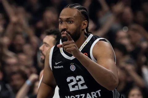 Παρτιζάν: Με σημαντικές απουσίες κόντρα στον Ολυμπιακό - Νοκ-άουτ οι Πάρκερ και Μπράουν