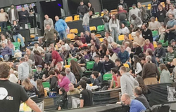 Αναστάτωση στον αγώνα Μπιλμπάο - ΠΑΟΚ λόγω λιποθυμίας οπαδού