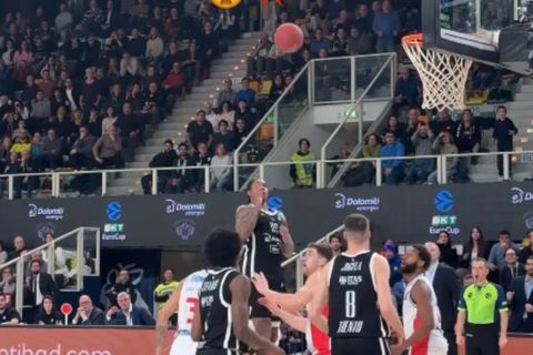 Το καλάθι του Μπατλ σε «νεκρό» χρόνο που στέρησε από τον Πανιώνιο τη νίκη στο Τρέντο (vid)