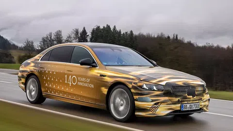 Mercedes S-Class 2026: Η ανανεωμένη πολυτελής λιμουζίνα στα καλύτερά της