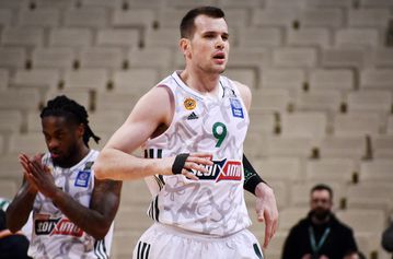 Αγραβάνης: «Άλλαξα τρεις ομάδες φέτος, θέλω τον πρώτο μου τίτλο με τον Παναθηναϊκό»