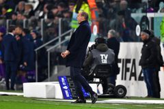 Ο Αλέγκρι ειρωνεύτηκε οπαδό της Νάπολι: «Μπράβο, καταφέρατε να κερδίσετε μόνο ένα πρωτάθλημα» (vid)