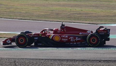 Στην πίστα για πρώτη φορά η νέα Ferrari - Οι πρώτες εικόνες από την Red Bull RB20 (vid)