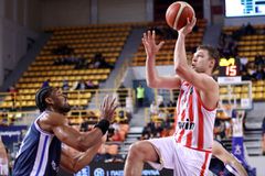 Ξέφυγε στο φινάλε ο Ολυμπιακός και ξεπέρασε το εμπόδιο της Καρδίτσας