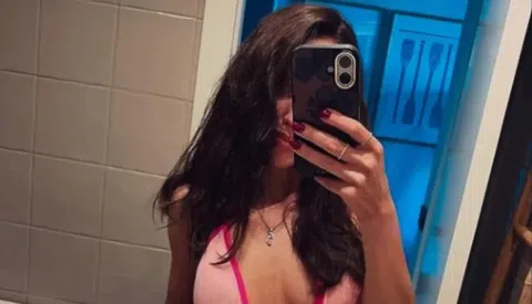 Η διπλή ζωή της Γερμανίδας Ολυμπιονίκη: Από τις πίστες του σκι στο Playboy και ένα «μυστικό» Instagram (pics)