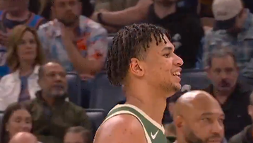 Πάρτι των Μπακς στην έδρα των Θάντερ