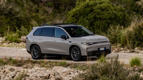 Δοκιμάζουμε το Leapmotor C10 REEV - Το Hyper Hybrid SUV με την αυτονομία των 970+ km και τη σούπερ τιμή