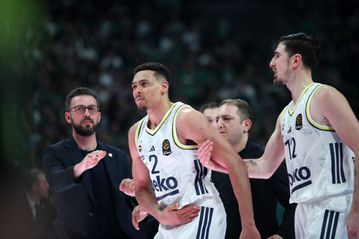 Παναθηναϊκός - Φενέρμπαχτσε: Το απίθανο coast to coast καλάθι του Σορτς και το buzzer beater του Μπόλντγουιν (vid)