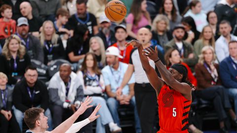 Εύκολη νίκη για τους Μπλέιζερς στην έδρα των Τζαζ