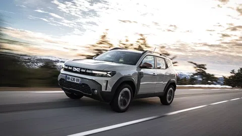 Οδηγούμε στη Γαλλία τα Dacia Duster και Bigster Hybrid G-150