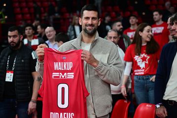 Τζόκοβιτς: «Μεγάλες οι πιθανότητες του Ολυμπιακού για το Final Four, μακάρι να είναι και η χρονιά του Ερυθρού Αστέρα» (vid)